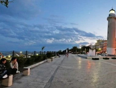 Αλεξανδρούπολη: Η απάντηση του Δημάρχου και του Μητροπολίτη για τις σχέσεις με τη Ρωσία